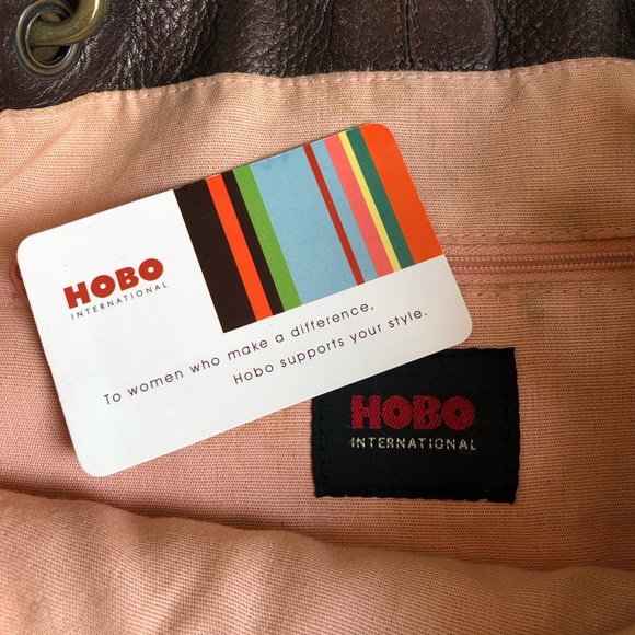 Leather HOBO bag with metal hardware & trim and peach fabric lining - EUC - Picture 13 of 16